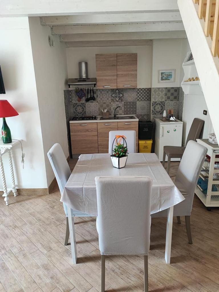 Greta Viola House Appartement Squinzano Buitenkant foto